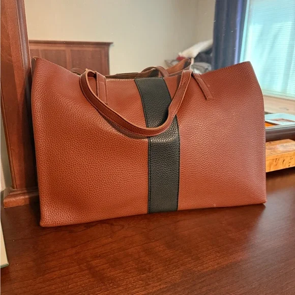 NWOT Vince Camuto Brown Leather Tote - Picture 2 of 5